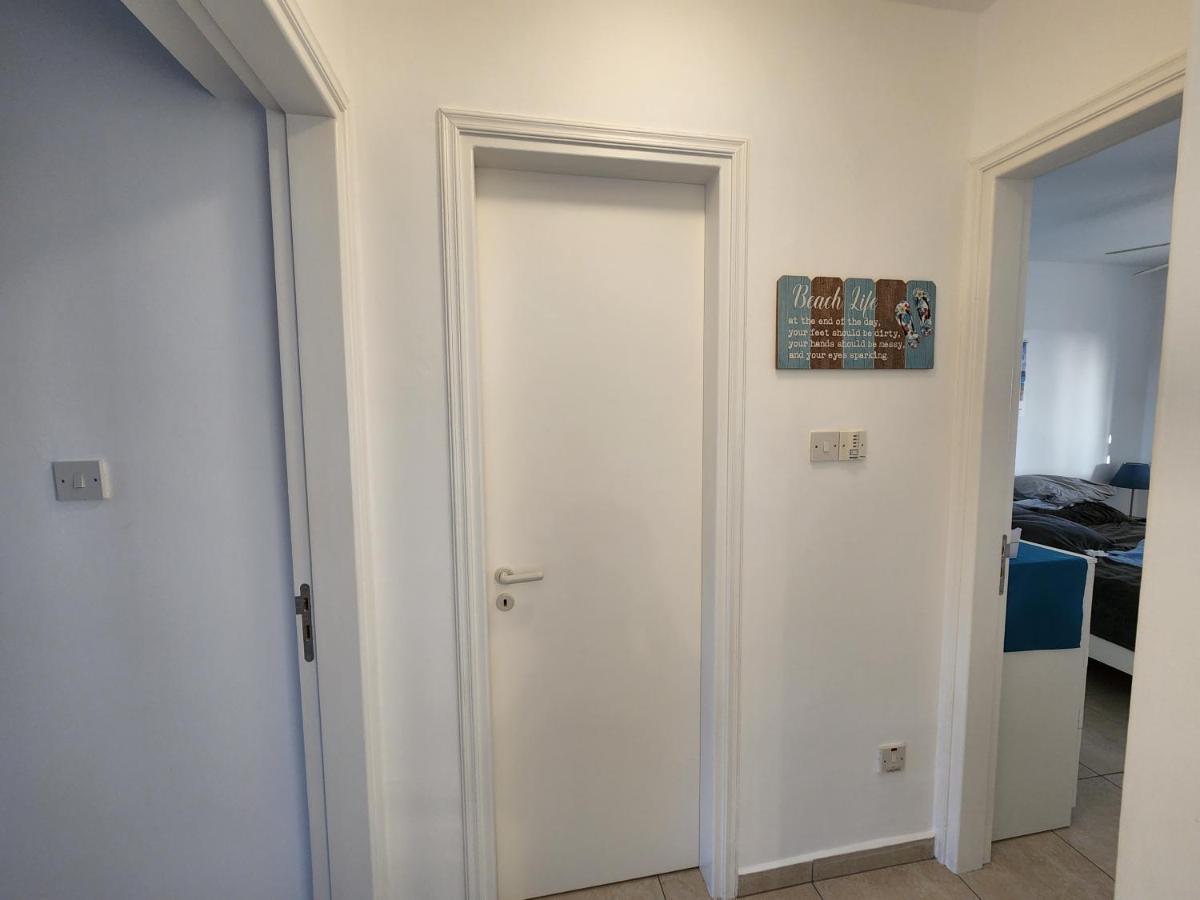Ocean Pearl Apartment Peyia Bagian luar foto
