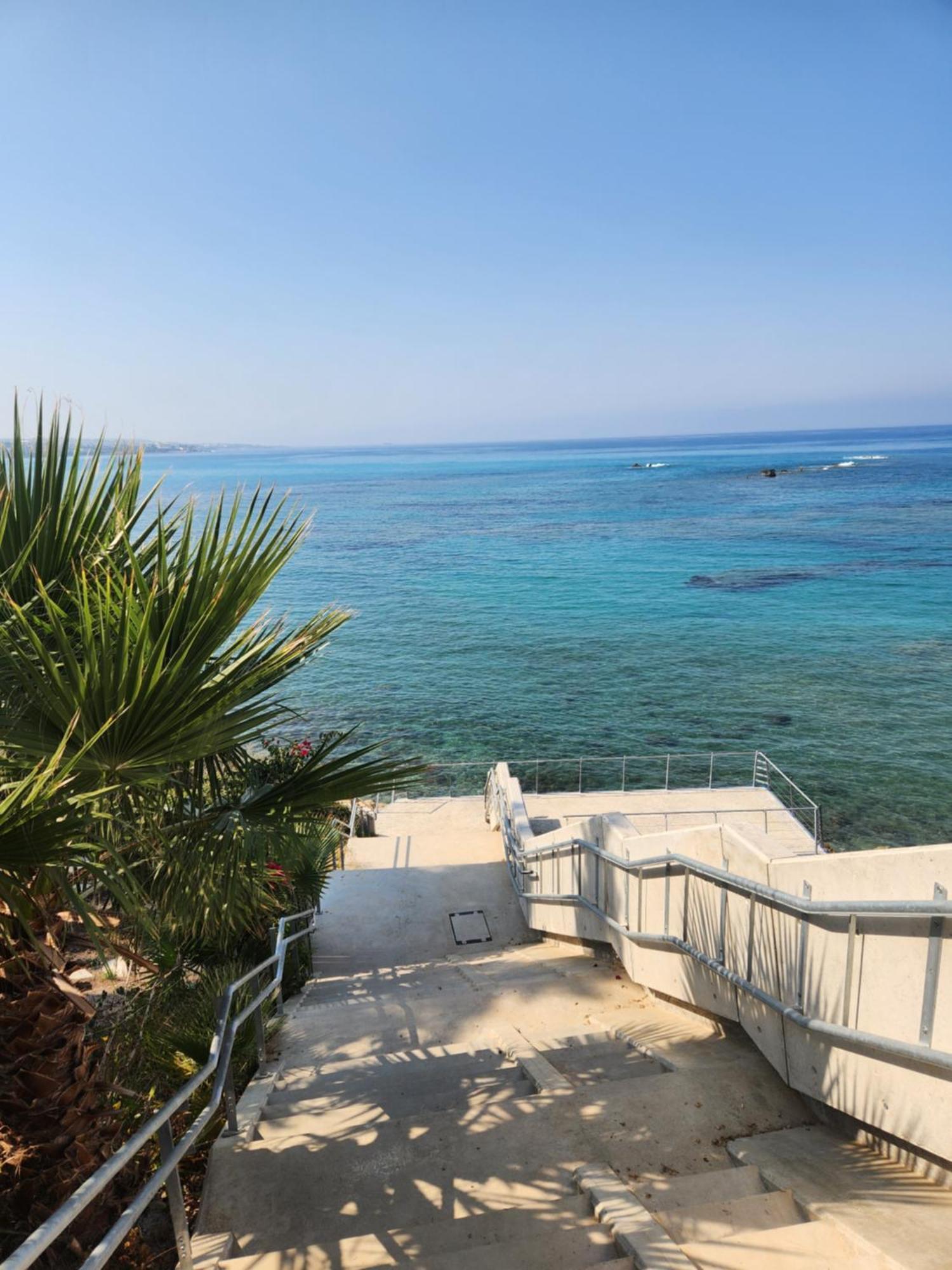 Ocean Pearl Apartment Peyia Bagian luar foto