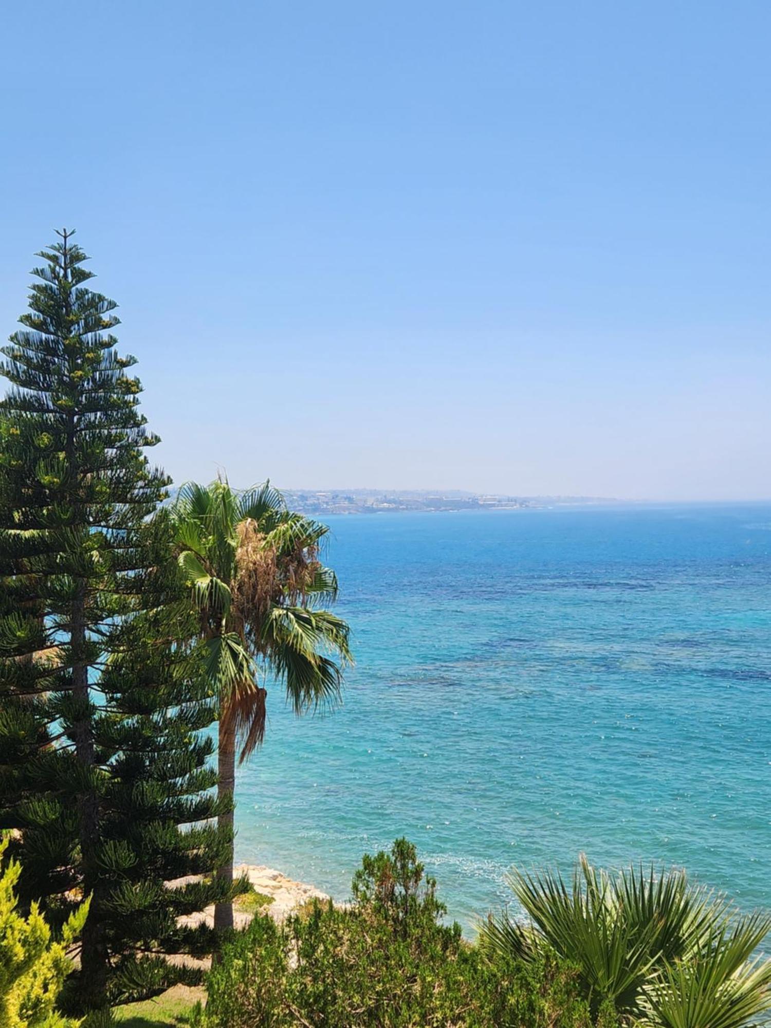 Ocean Pearl Apartment Peyia Bagian luar foto