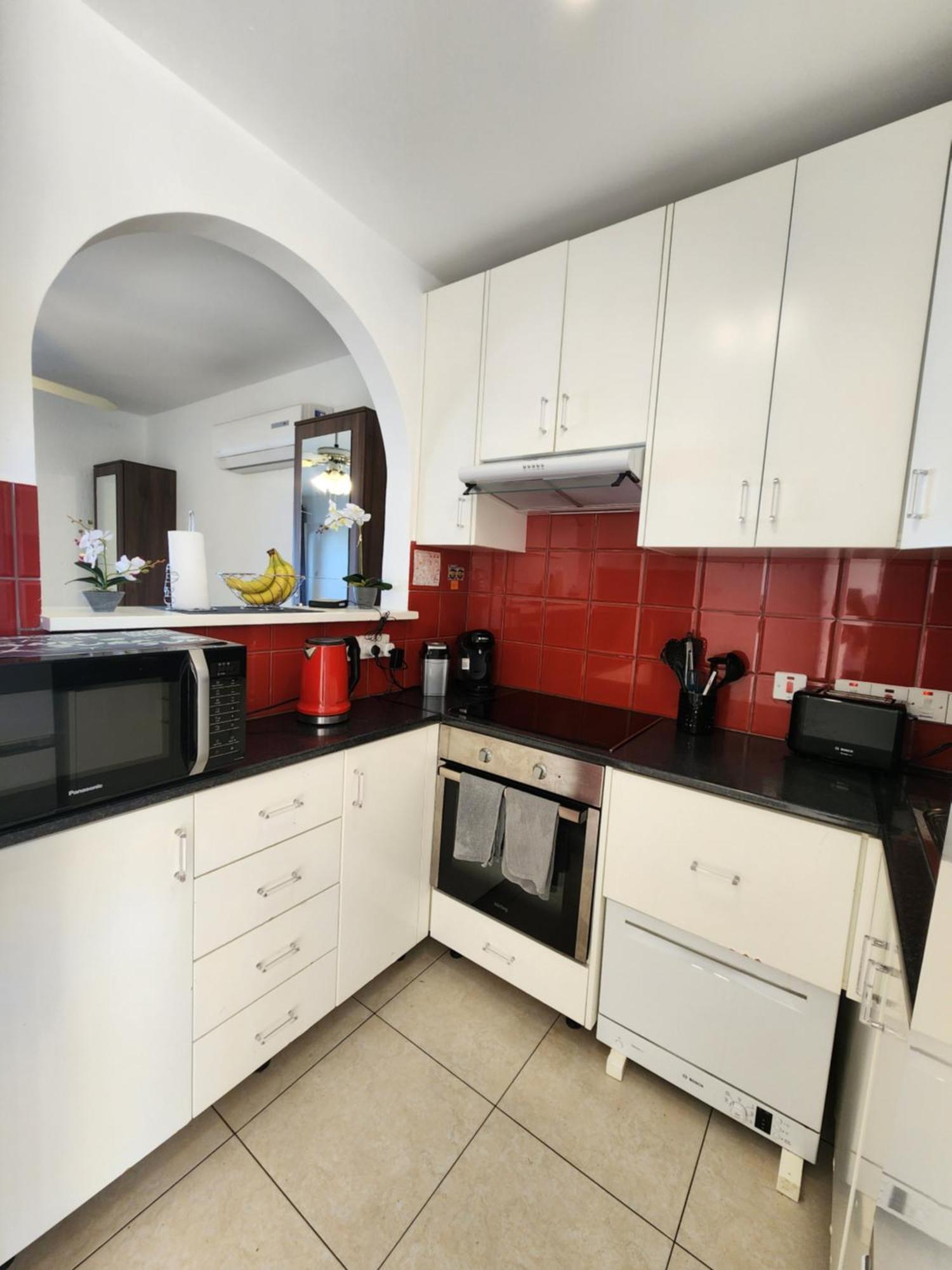 Ocean Pearl Apartment Peyia Bagian luar foto